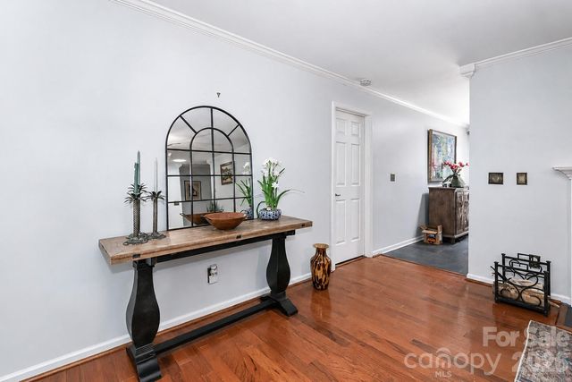105 Lake Top Lane, Statesville, NC 28677