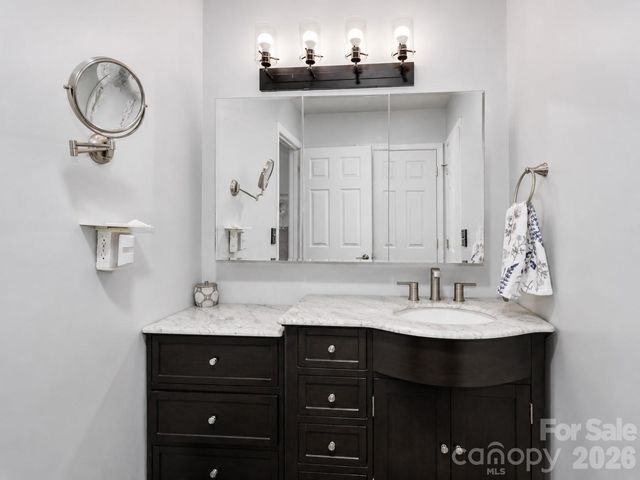 105 Lake Top Lane, Statesville, NC 28677