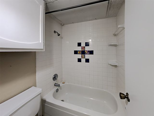 3121 Sondra Drive 208, Fort Worth, TX 76107