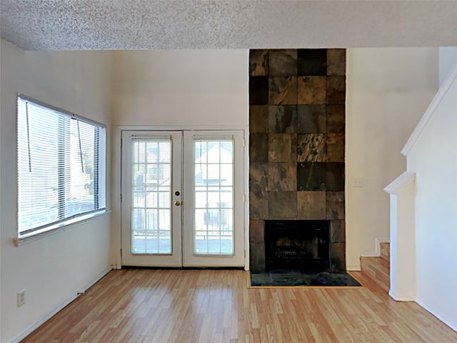 3121 Sondra Drive 208, Fort Worth, TX 76107