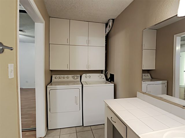 3121 Sondra Drive 208, Fort Worth, TX 76107
