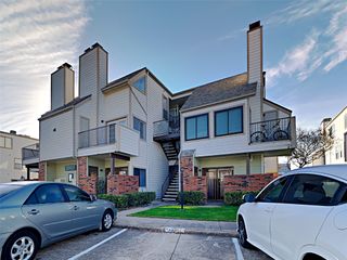 3121 Sondra Drive 208, Fort Worth, TX 76107