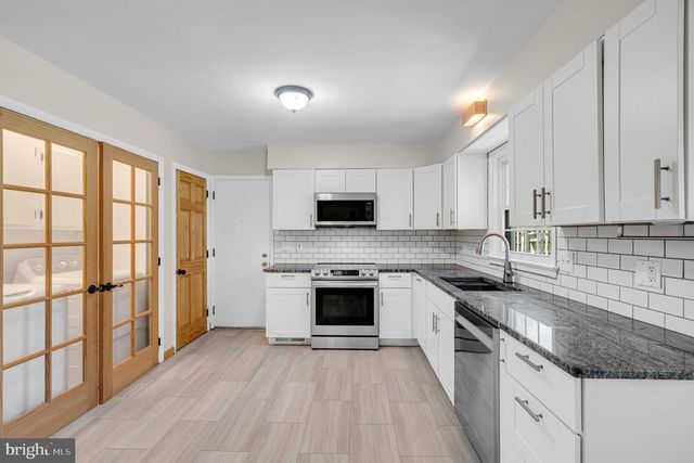 1150 WESTMINSTER AVE, Hanover, PA 17331