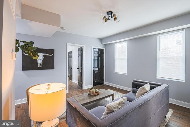 9 GLENMORE AVE, Baltimore, MD 21206