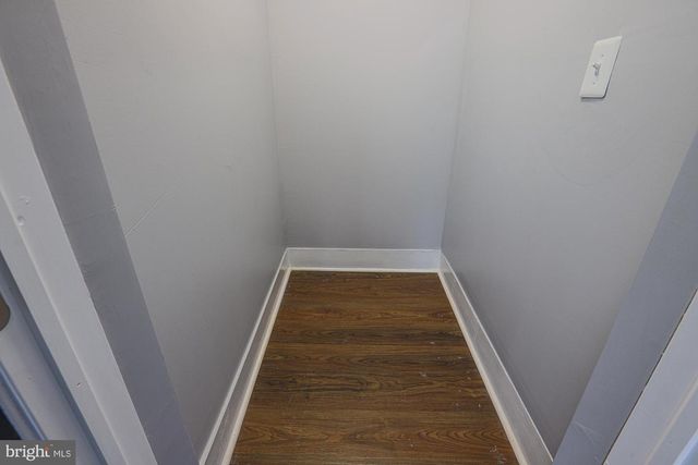 9 GLENMORE AVE, Baltimore, MD 21206