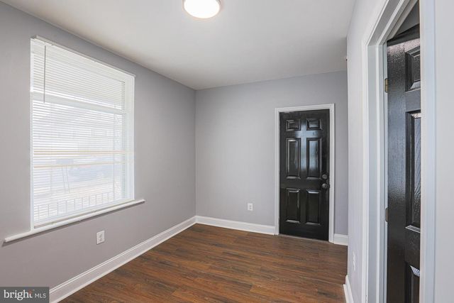 9 GLENMORE AVE, Baltimore, MD 21206