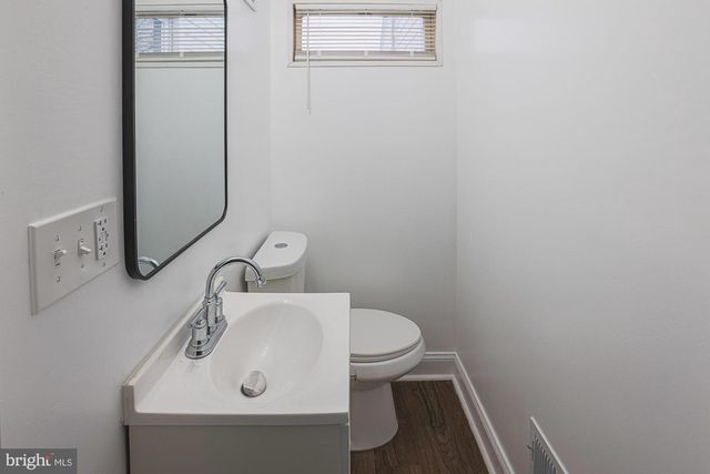 9 GLENMORE AVE, Baltimore, MD 21206