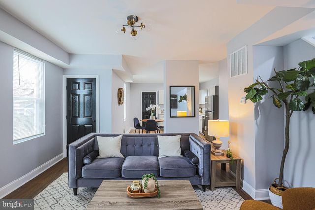 9 GLENMORE AVE, Baltimore, MD 21206