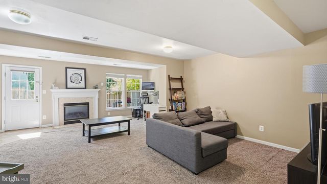 12452 HADRIANS, Bristow, VA 20136