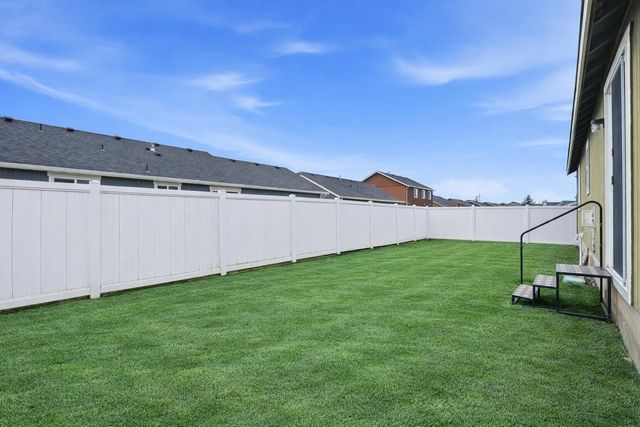 12411 W 2nd Ave, Airway Heights, WA 99001