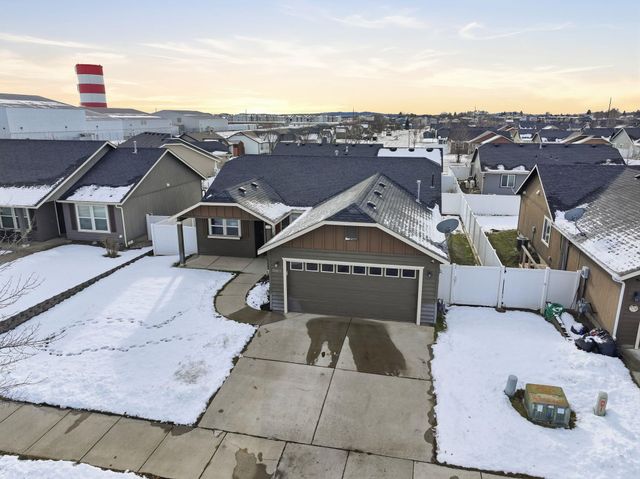 12411 W 2nd Ave, Airway Heights, WA 99001