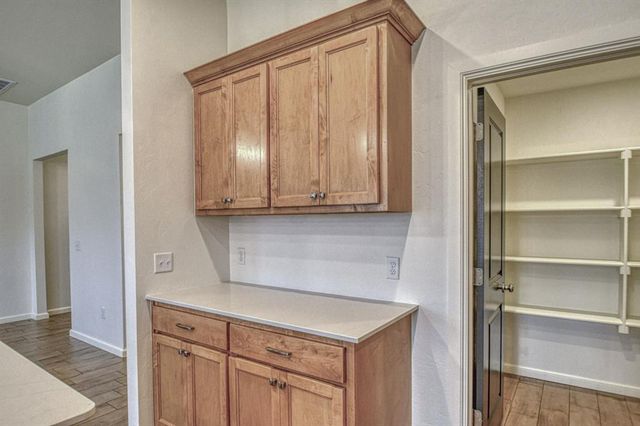 10512 NW 31st Place, Yukon, OK 73099