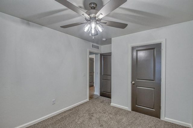 10512 NW 31st Place, Yukon, OK 73099