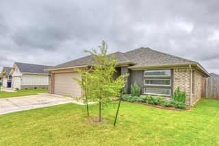 10512 NW 31st Place, Yukon, OK 73099
