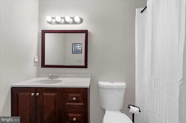 12 FAIRWAY IS, Grasonville, MD 21638