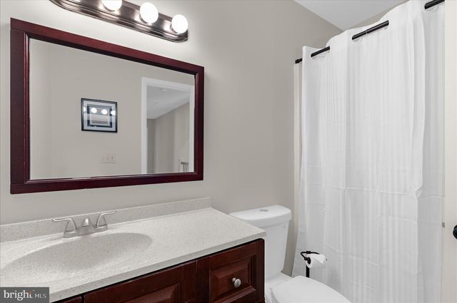 12 FAIRWAY IS, Grasonville, MD 21638