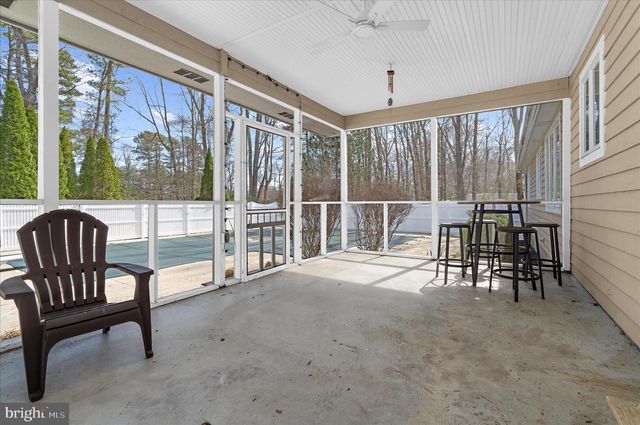 12 FAIRWAY IS, Grasonville, MD 21638