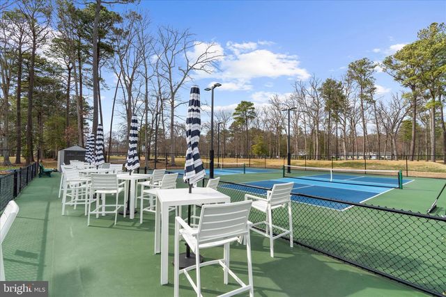 12 FAIRWAY IS, Grasonville, MD 21638