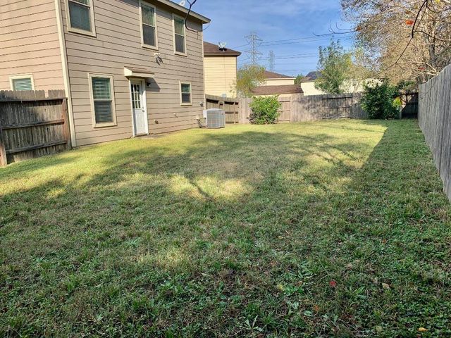 2902 Beacon Grove, Spring, TX 77389