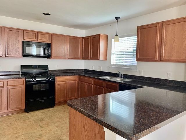 2902 Beacon Grove, Spring, TX 77389