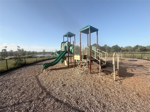 17588 SPANISH OAK LOOP, Land O Lakes, FL 34638