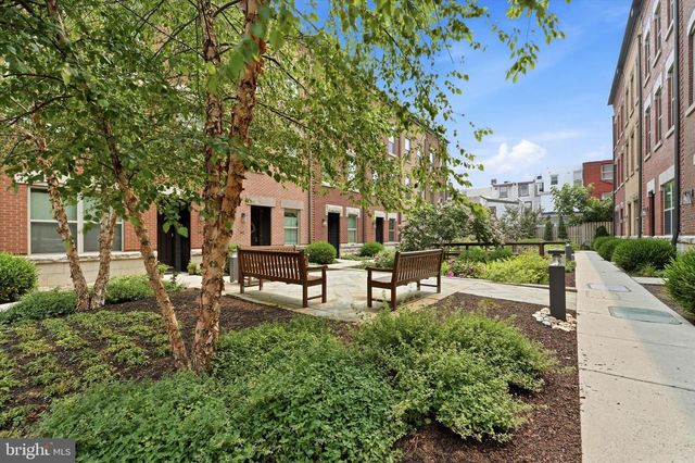 1428 S LEITHGOW TER, Philadelphia, PA 19147