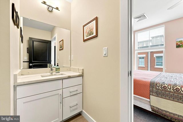 1428 S LEITHGOW TER, Philadelphia, PA 19147