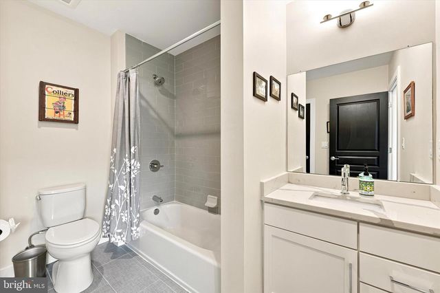 1428 S LEITHGOW TER, Philadelphia, PA 19147