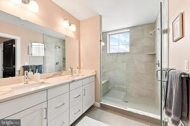 1428 S LEITHGOW TER, Philadelphia, PA 19147