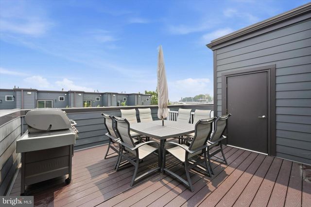 1428 S LEITHGOW TER, Philadelphia, PA 19147