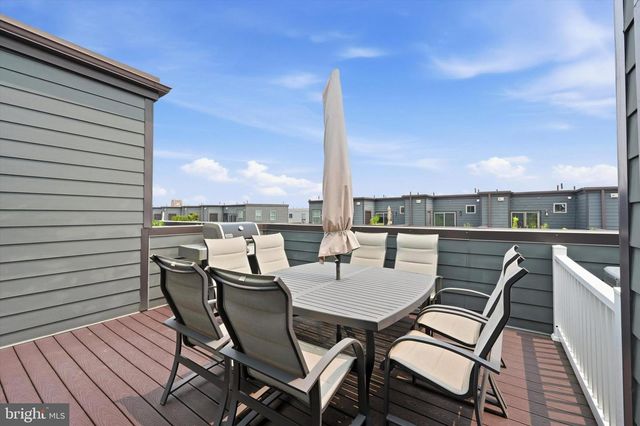 1428 S LEITHGOW TER, Philadelphia, PA 19147