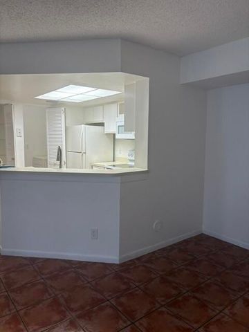 9144 W Atlantic Boulevard 817, Coral Springs, FL 33071