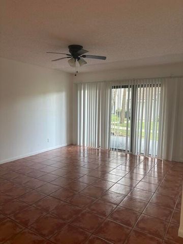 9144 W Atlantic Boulevard 817, Coral Springs, FL 33071