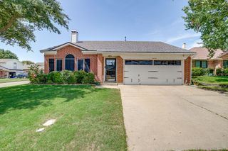10544 Del Mar Court, Benbrook, TX 76126