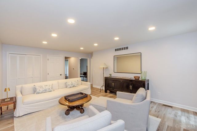 23 Nicholson Court, Washington Twp, OH 45458