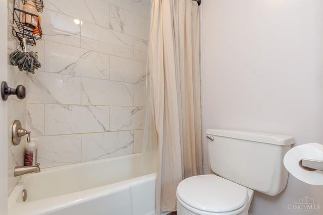 23 Nicholson Court, Washington Twp, OH 45458
