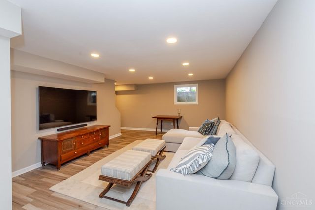 23 Nicholson Court, Washington Twp, OH 45458