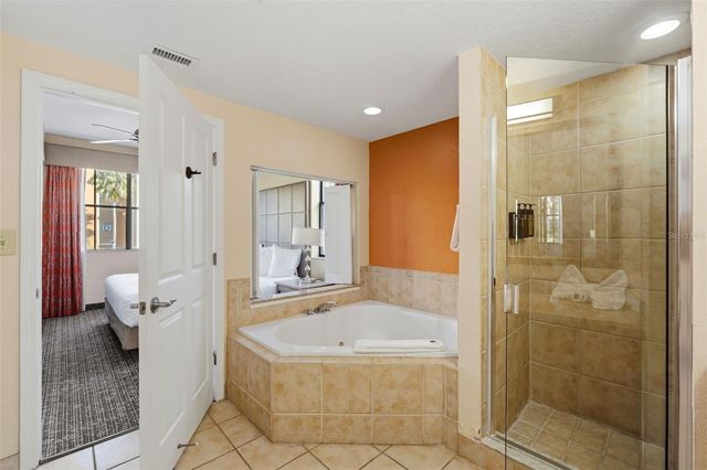 12544 FLORIDAYS RESORT DRIVE 312B, Orlando, FL 32821