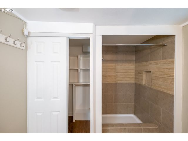 17640 Sw DECLARATION Way, Beaverton, OR 97006