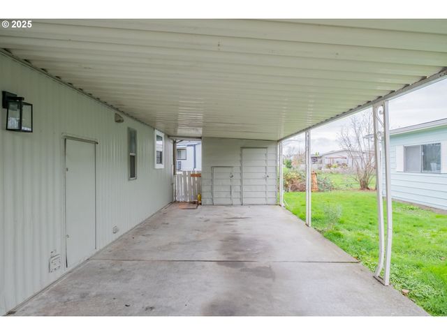 17640 Sw DECLARATION Way, Beaverton, OR 97006