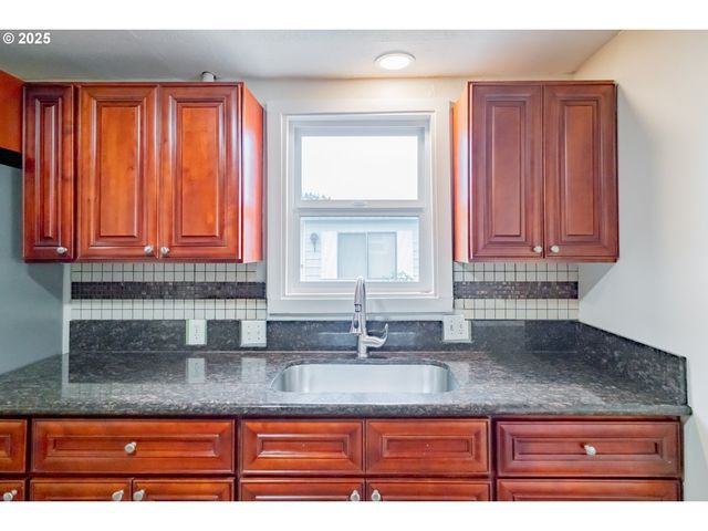 17640 Sw DECLARATION Way, Beaverton, OR 97006