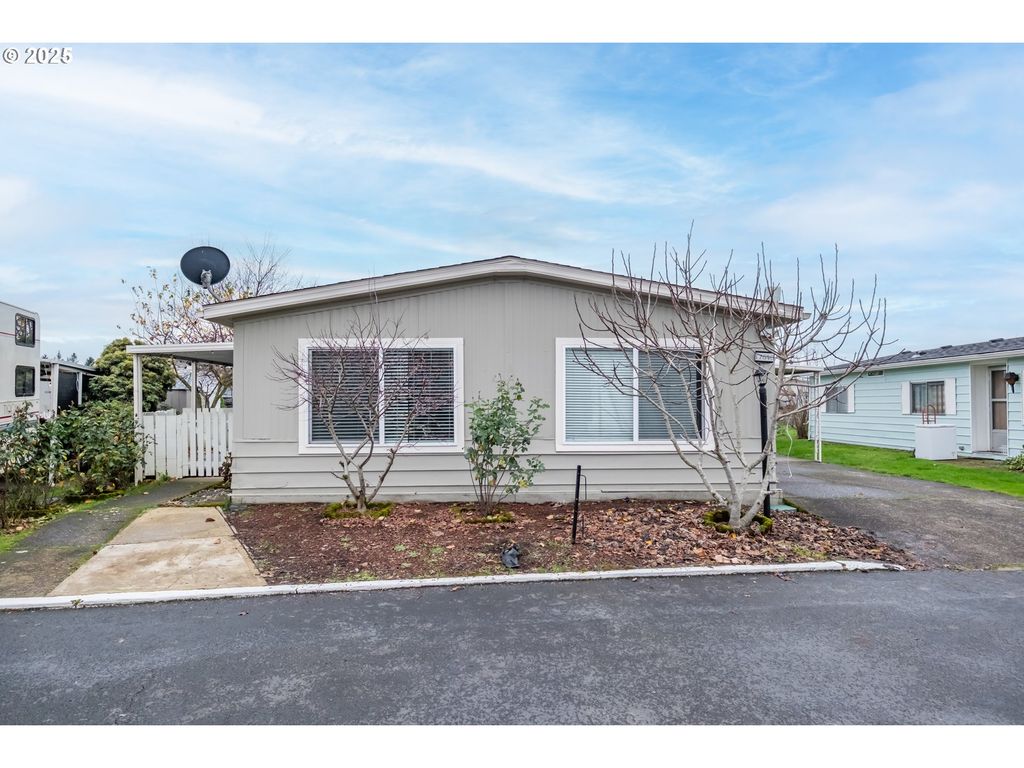 17640 Sw DECLARATION Way, Beaverton, OR 97006