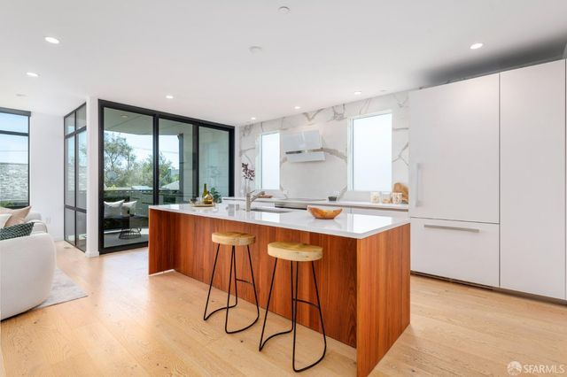 131 Missouri Street 301, San Francisco, CA 94107