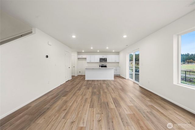 655 Salzer Creek Drive, Centralia, WA 98531