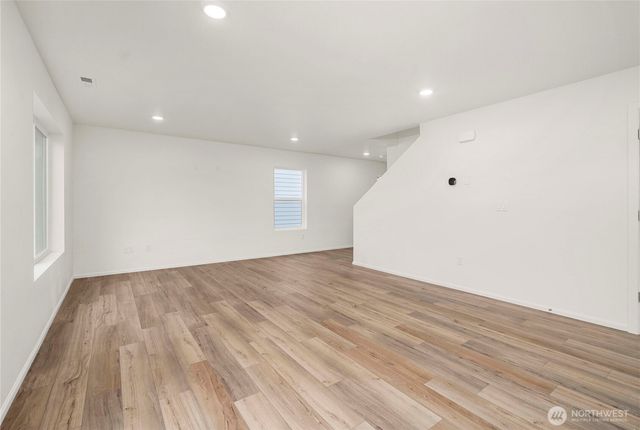 655 Salzer Creek Drive, Centralia, WA 98531