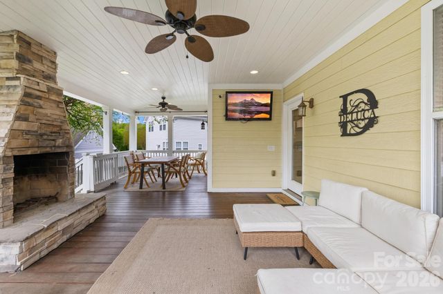 11102 Harbert Road, Huntersville, NC 28078