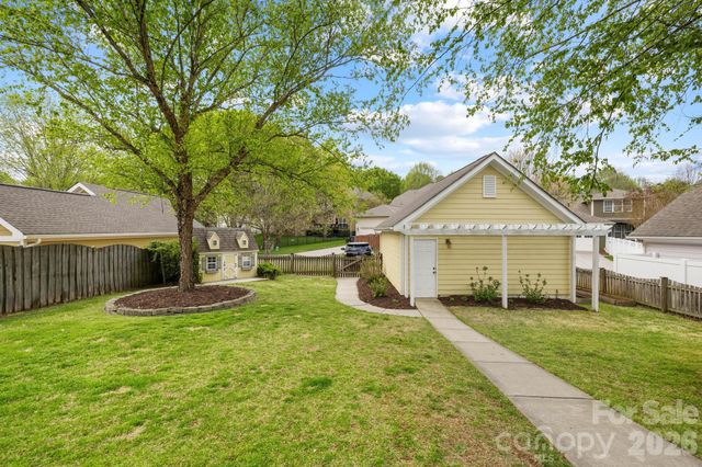 11102 Harbert Road, Huntersville, NC 28078