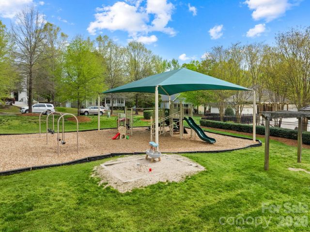 11102 Harbert Road, Huntersville, NC 28078