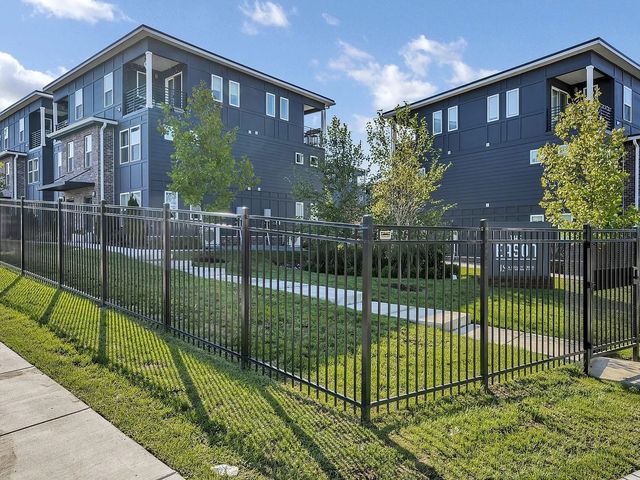 102 Duke St Apt 33, Nashville, TN 37207