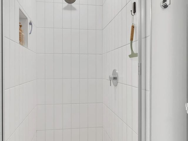 102 Duke St Apt 33, Nashville, TN 37207